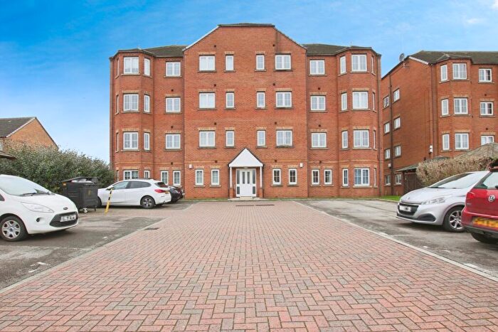2 Bedroom Apartment For Sale In Chandlers Court, Hull, East Riding Of Yorkshire, HU9