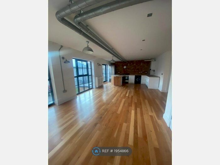 2 Bedroom Flat To Rent In Jam Central Apartments, London, SE19