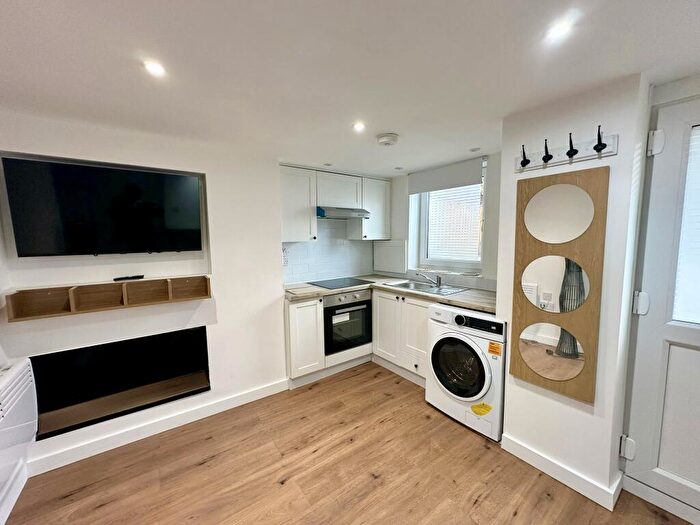 1 Bedroom Flat To Rent In Vinery Place, Leeds, LS9