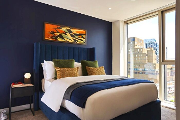 2 Bedroom Apartment To Rent In The Lexington, B William Jessop Way Liverpool, L3