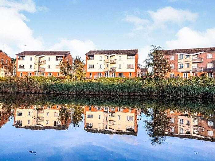 1 Bedroom Flat For Sale In Grangemoor Court, Cardiff, CF11