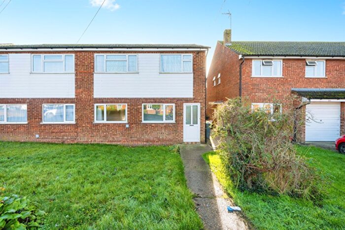 2 Bedroom Flat For Sale In High Street, Cranfield, Bedford, MK43
