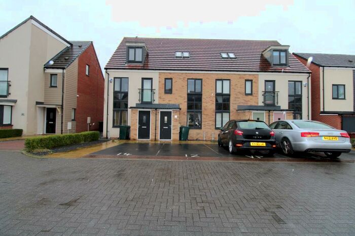1 Bedroom House Of Multiple Occupation To Rent In Iveston Avenue, Great Park, Newcastle Upon Tyne, Tyne And Wear, NE13