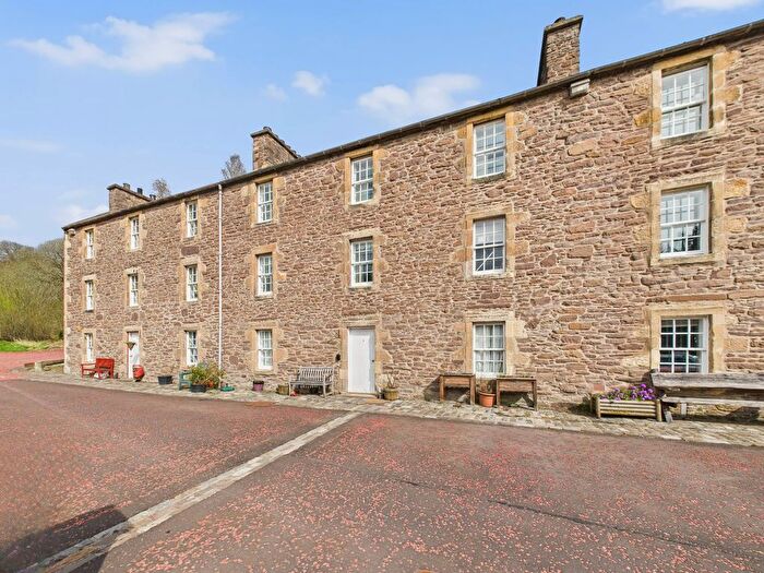 4 Bedroom Terraced House For Sale In Long Row, Lanark, ML11