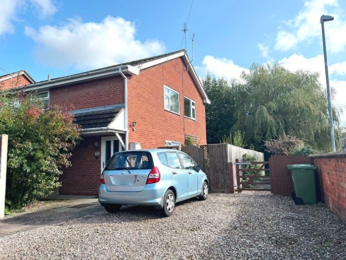 2 Bedroom Maisonette To Rent In Victoria Avenue, Evesham, WR11
