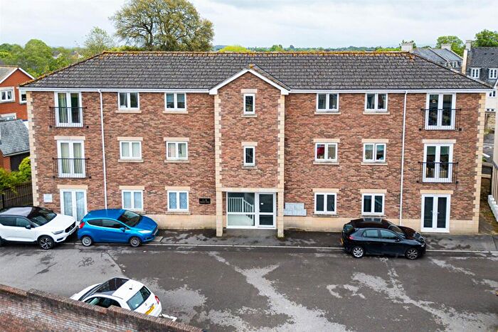 1 Bedroom Flat For Sale In Resi Investment | Melksham, SN12