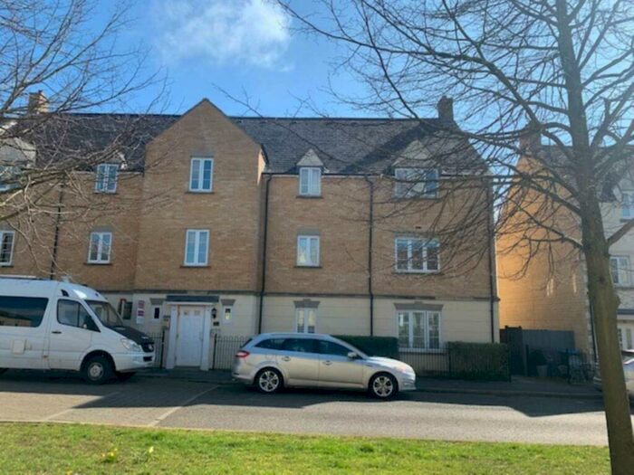 1 Bedroom Flat To Rent In Harvest Way, Witney, OX28