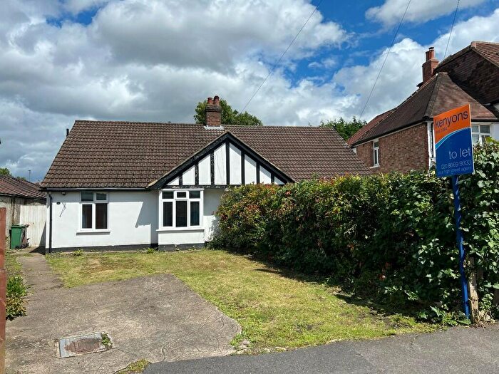 2 Bedroom Semi-Detached Bungalow To Rent In Rotherfield Road, Carshalton, Surrey, SM5