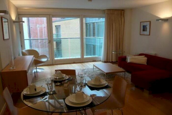 2 Bedroom Flat To Rent In Lumiere Building, Manchester, M15