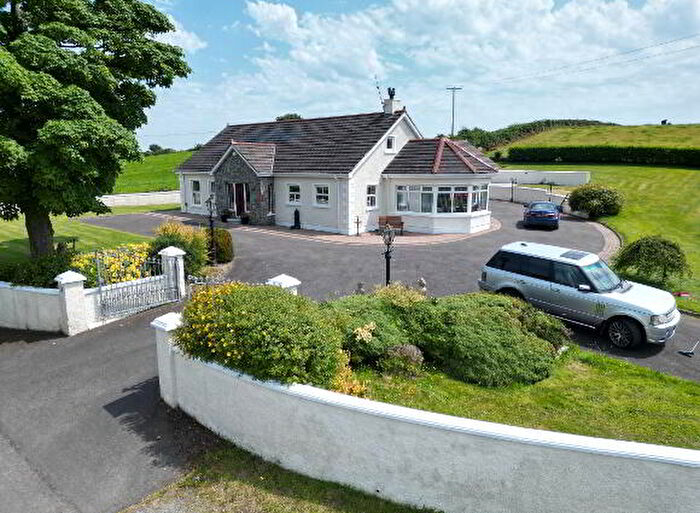 7 Bedroom Detached House With Garages For Sale In Wateresk Road, Maghera, BT33