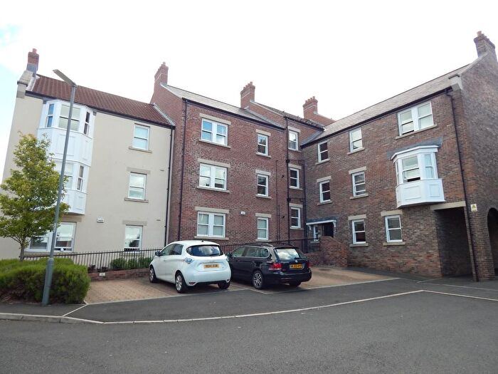 2 Bedroom Flat To Rent In , The Sidings, Durham, DH1