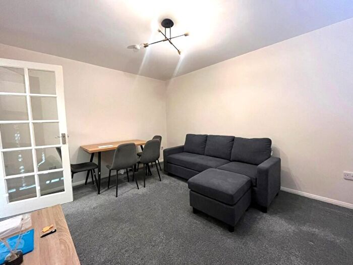 1 Bedroom Flat To Rent In Jack Clow Road, London, E15