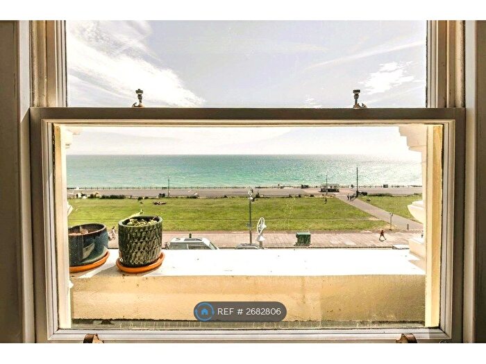 3 Bedroom Flat To Rent In Brunswick Terrace, Hove, BN3