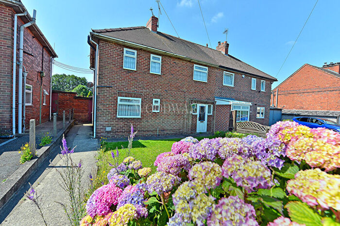3 Bedroom Semi-Detached House For Sale In Danesby Crescent, Denby, DE5