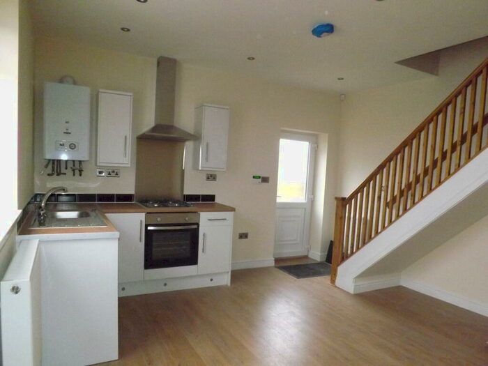 1 Bedroom Town House To Rent In Main Street, Huthwaite, NG17