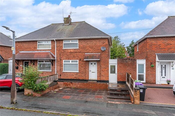 2 Bedroom Semi-detached House For Sale In Parker Road, Wolverhampton, West Midlands, WV11