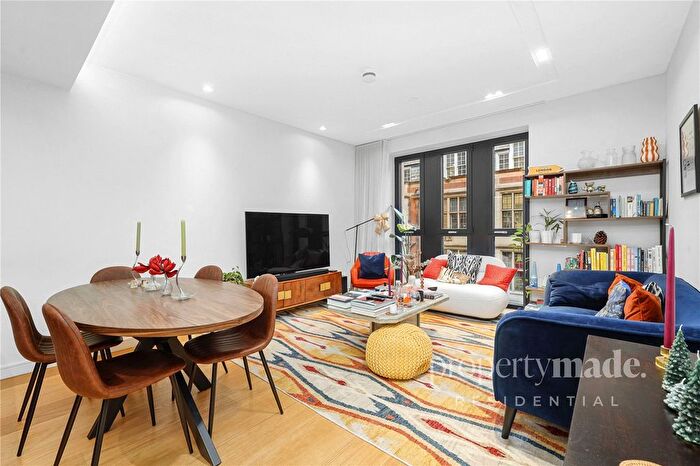 2 Bedroom Flat To Rent In , Portugal Street, London, WC2A