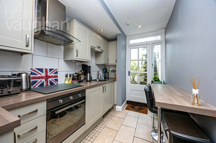 1 Bedroom Flat For Sale In Brunswick Square, Hove, East Sussex, BN3