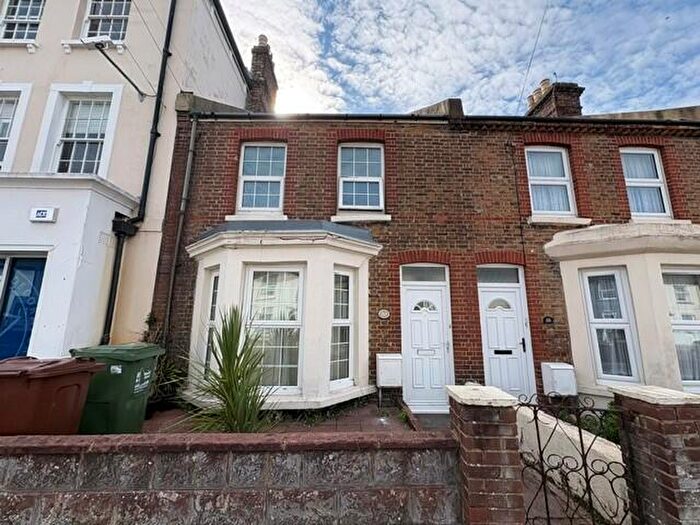 3 Bedroom House To Rent In Ashford Road, Eastbourne, BN21