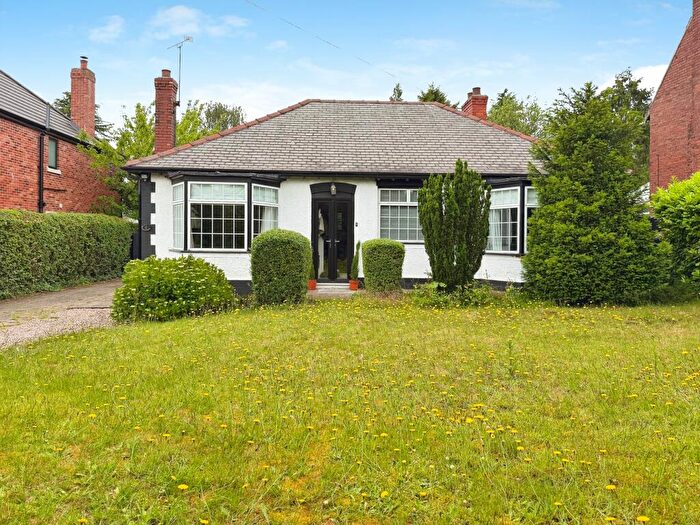 3 Bedroom Detached Bungalow For Sale In Ellers Road, Bessacarr, DN4