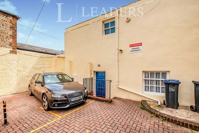 2 Bedroom Apartment To Rent In Marine Parade, Worthing, BN11