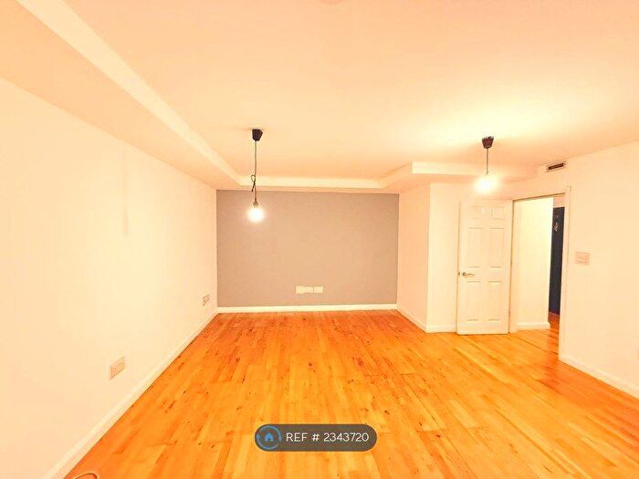 1 Bedroom Flat To Rent In Tyler Street, London, SE10