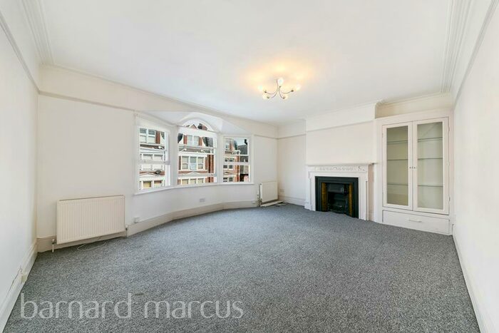2 Bedroom Apartment To Rent In Muswell Hill Broadway, Muswell Hill, N10