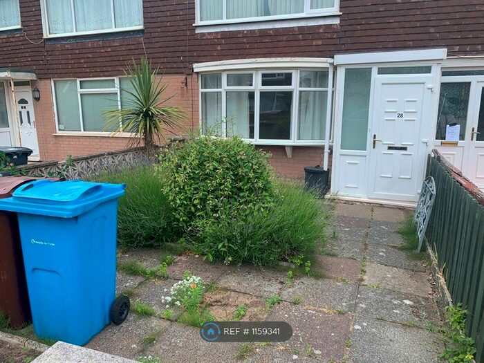 1 Bedroom Flat To Rent In Shipley Road, Lytham St. Annes FY8