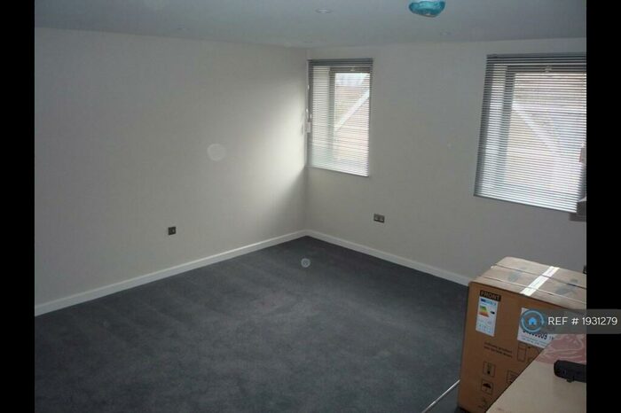 1 Bedroom Flat To Rent In Loose Road, Maidstone, ME15