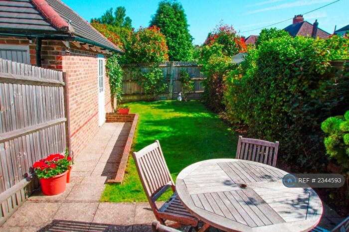 2 Bedroom Semi-Detached House To Rent In The Causeway, Petersfield, GU31