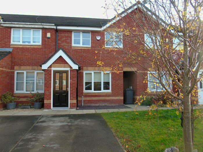 3 Bedroom Town House To Rent In Primary Avenue, Old Roan, Liverpool, L30
