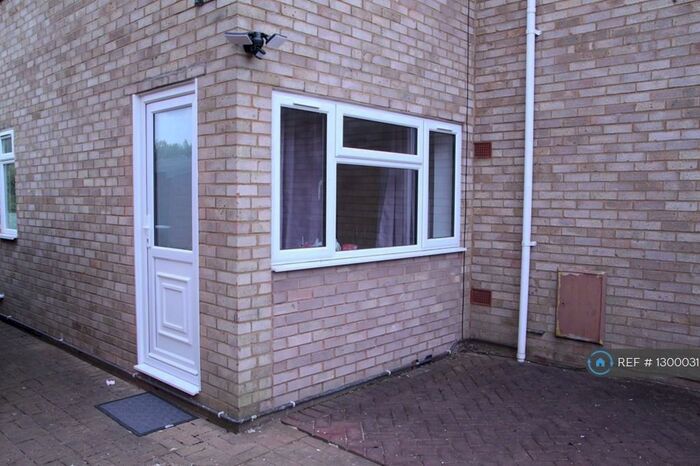 Studio To Rent In Humber Way, Bletchley, Milton Keynes, MK3