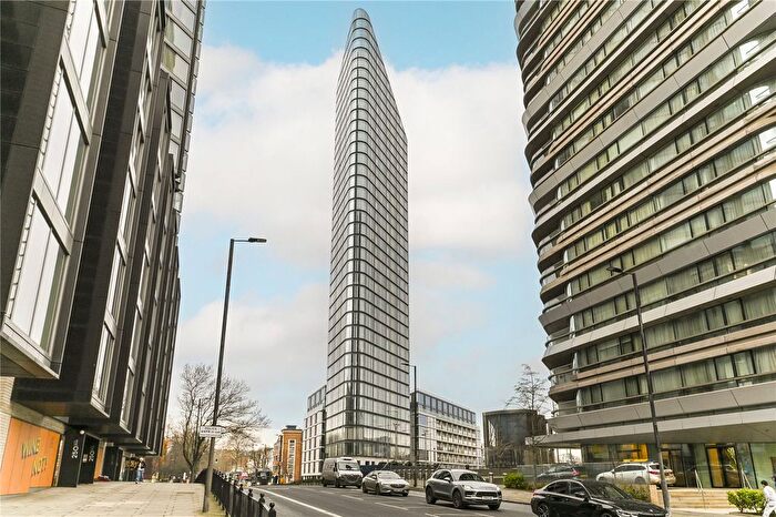 1 Bedroom Flat For Sale In Chronicle Tower, London, EC1V