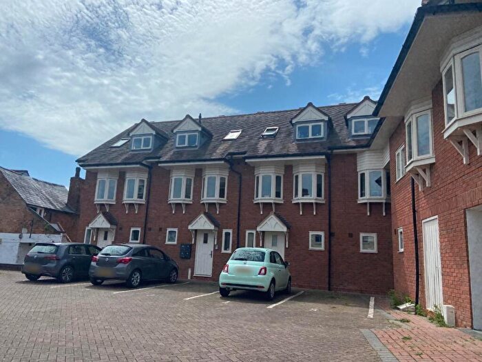 2 Bedroom Apartment To Rent In Stratford Court, Birmingham Road, Stratford-Upon-Avon, CV37