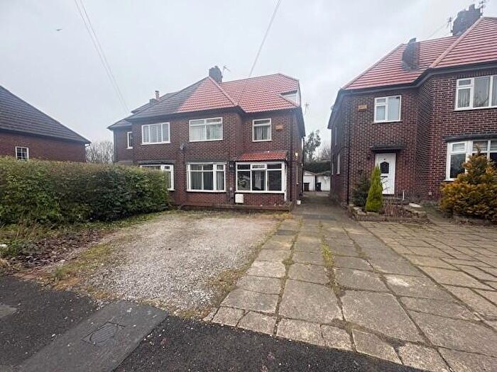 4 Bedroom Semi Detached House To Rent In Astley Grove, Stalybridge, Greater Manchester, SK15