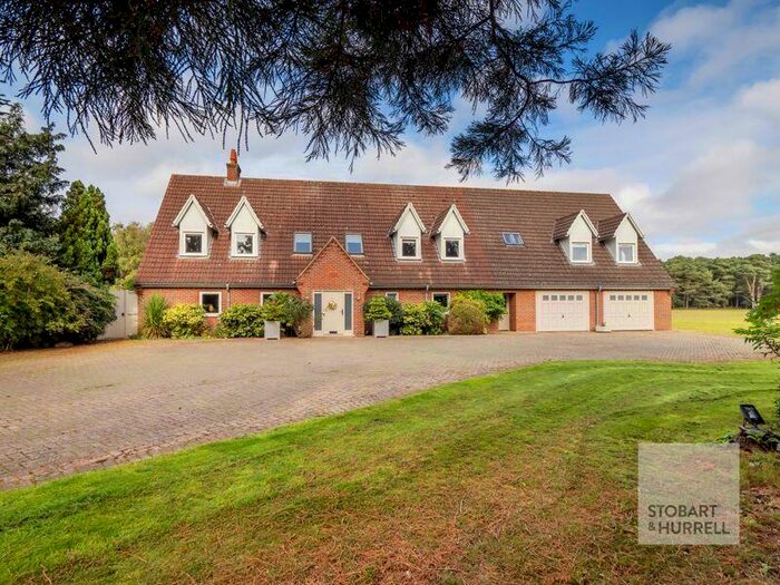 5 Bedroom Detached House For Sale In Lorne House, Shorthorn Road, Stratton Strawless, Norfolk, NR10