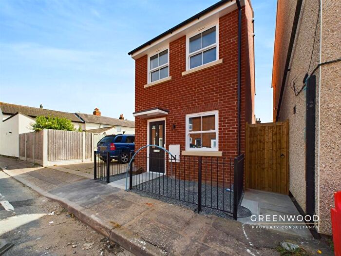 2 Bedroom Detached House To Rent In Cannon Street, Colchester, Essex, CO1