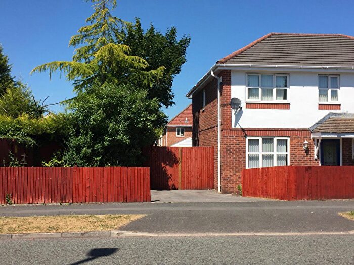 3 Bedroom Semi-Detached House To Rent In Croftwood Terrace, Blackburn, BB2