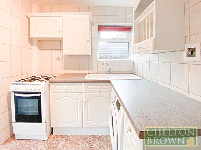 2 Bedroom Bungalow For Sale In Yelvertoft Road, Kingsthorpe, Northampton, NN2