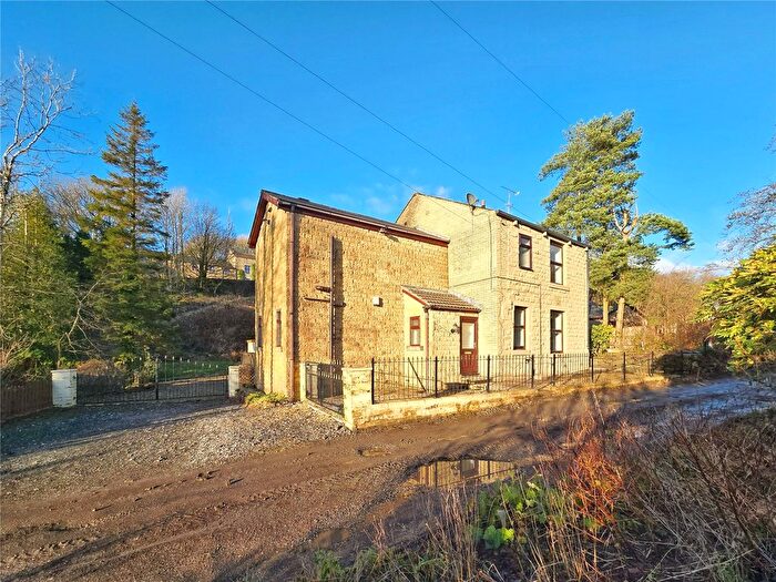 3 Bedroom Detached House For Sale In Coal Pit Lane, Bacup, Rossendale, OL13