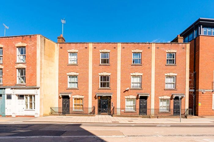 1 Bedroom Flat For Sale In Victoria Street, Bristol, BS1