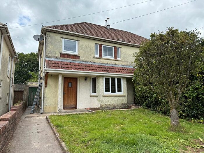 3 Bedroom House To Rent In Glasfryn, Heol Ddu, Ammanford, SA18