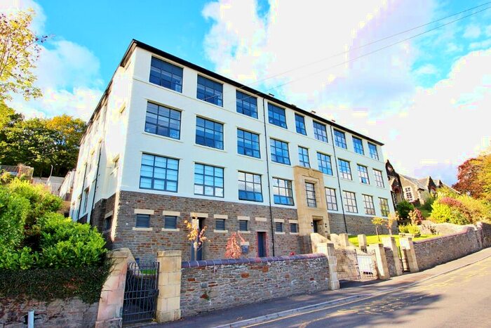 2 Bedroom Flat To Rent In Pontypridd House, Tyfica Road, Graigwen, Pontypridd, CF37