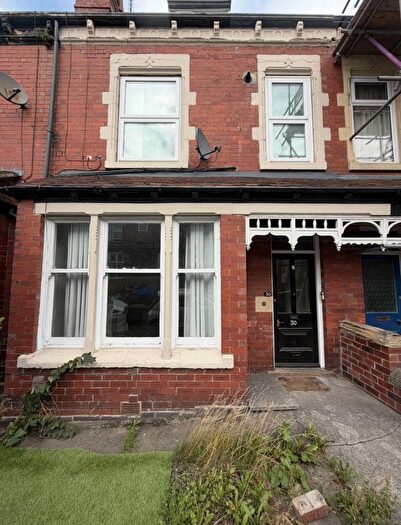 1 Bedroom Flat To Rent In Flat A, Roman Place, Leeds, ., LS8