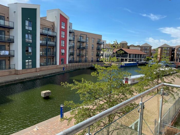 1 Bedroom Apartment To Rent In Cressy Quay, Chelmsford, CM2