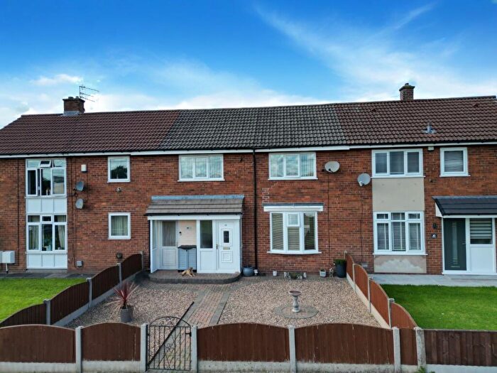 3 Bedroom Terraced House For Sale In Porlock Walk, Hyde, Greater Manchester, SK14