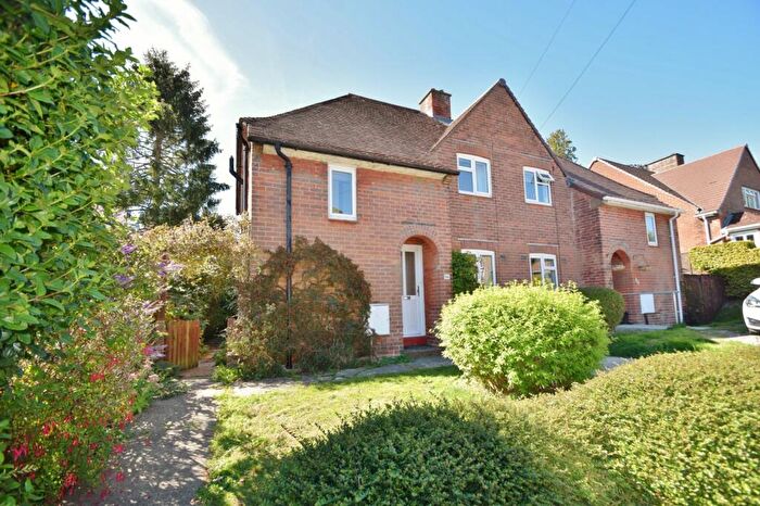 3 Bedroom Semi-Detached House To Rent In Stanmore, SO22