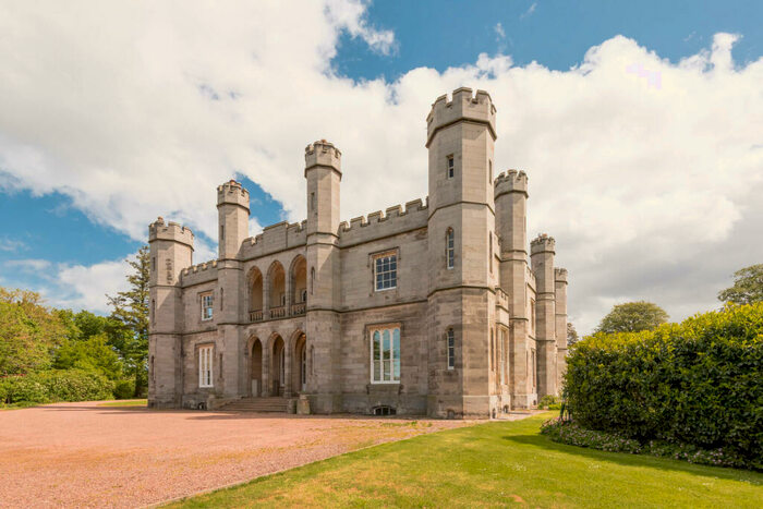 3 Bedroom Flat For Sale In B The Old Mansion, Newbyth, East Linton, EH40