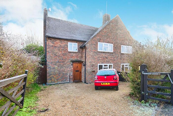 3 Bedroom Semi-Detached House For Sale In Kilnwood Lane, South Chailey, Lewes, BN8