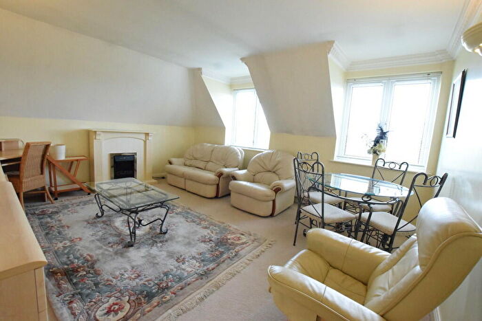 2 Bedroom Apartment To Rent In St. Georges Gate, Norwich Avenue West, Bournemouth, BH2